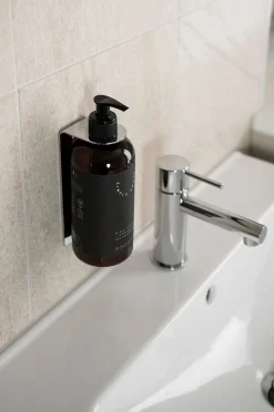 Beslag Design Base - Hållare för tvålpump