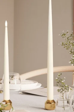 DeluxeHomeart LED Taper Candle Shiny 2,2x38 cm 2 st