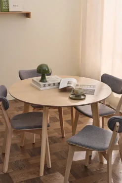 Ellos Home Matgrupp Ridney med 1 bord + 4 stolar med klädsel