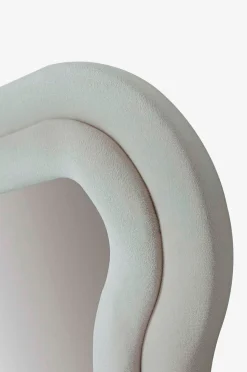 Hanah Home Cheval Mirror Mundo Oval