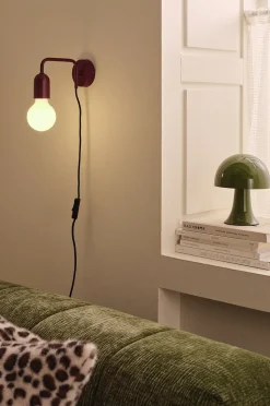 &Home Vägglampa John