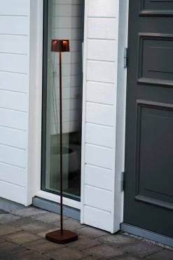 Konstsmide Golvlampa Nice Usb 120 cm